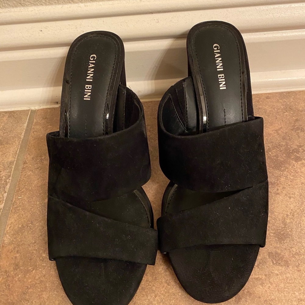 Gianni Bini cutout block heel sandals